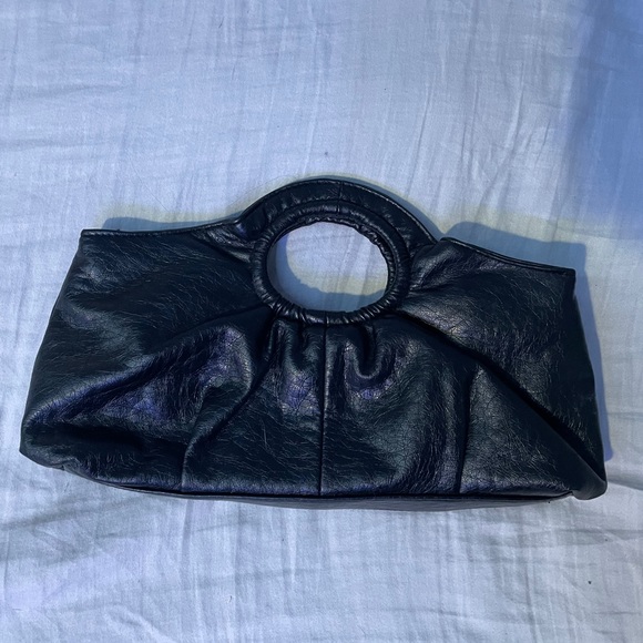 le chateau purse - Picture 2 of 2